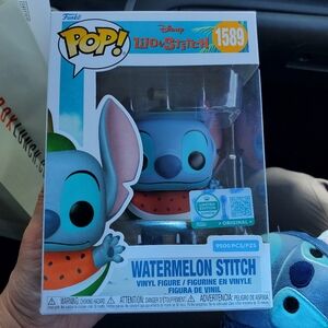 Watermelon Stitch Limited Edition 9500 pcs funko pop Exc Lilo and Stitch #1589